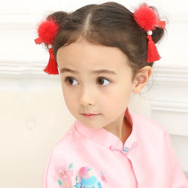 Combo 2 kẹp tóc quả châu tua rua xinh xắn cho bé