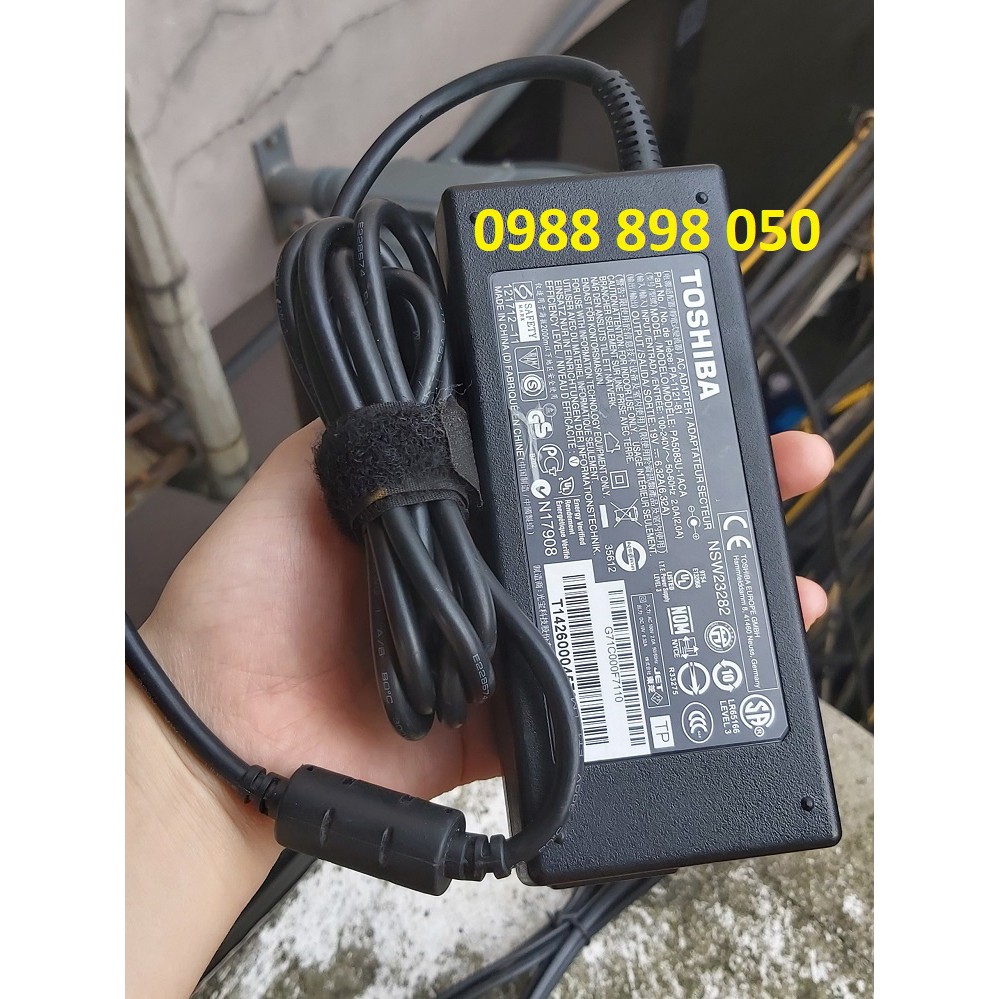 adapter 19V 6.32A Toshiba