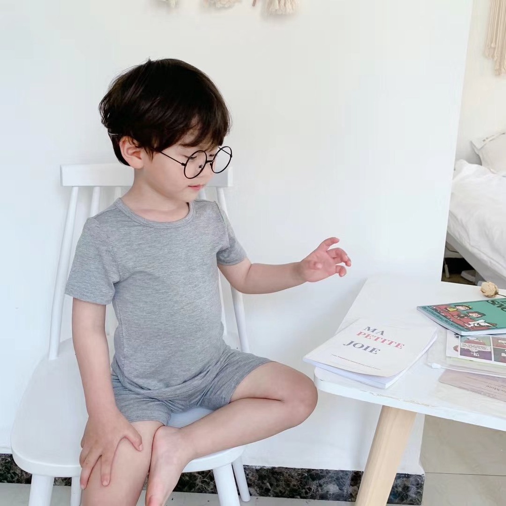 Set bộ đùi trơn vải mềm đơn màu cho bé S722. &lt; FOM NHỎ HƠN 1 SIZE]