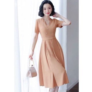Đầm váy freesize kem form dài nút ngọc