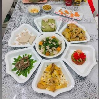 Bộ đĩa hoa mặt trời 6 đĩa + 1 bát tô