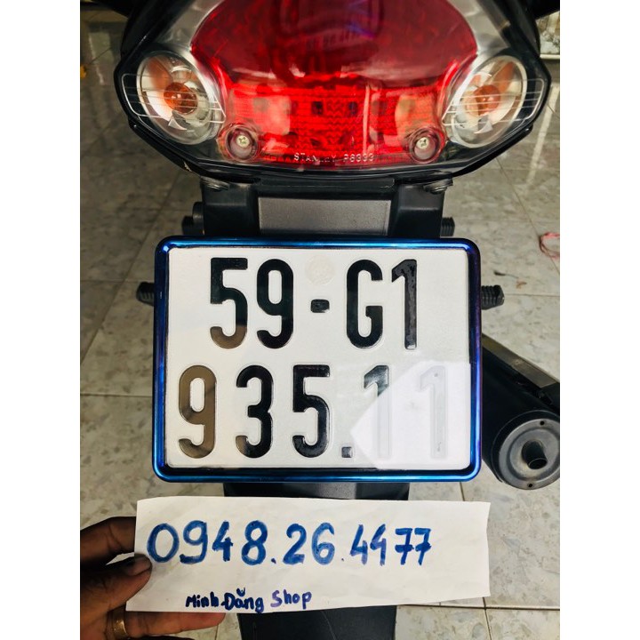 MINH ĐĂNG_Q12 KHUNG bọc biển số màu titan . | BigBuy360 - bigbuy360.vn