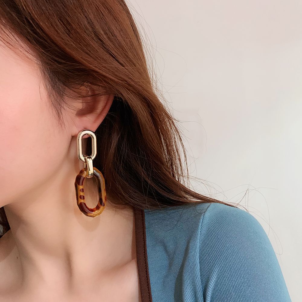 Hoa Tai Dạng Vòng Thời Trang Dành Cho Nữ