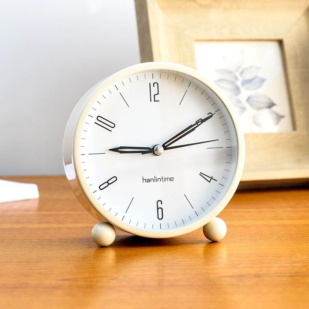 Đồng Hồ Báo Thức Hình Tròn Dạ Quang Đơn Giản