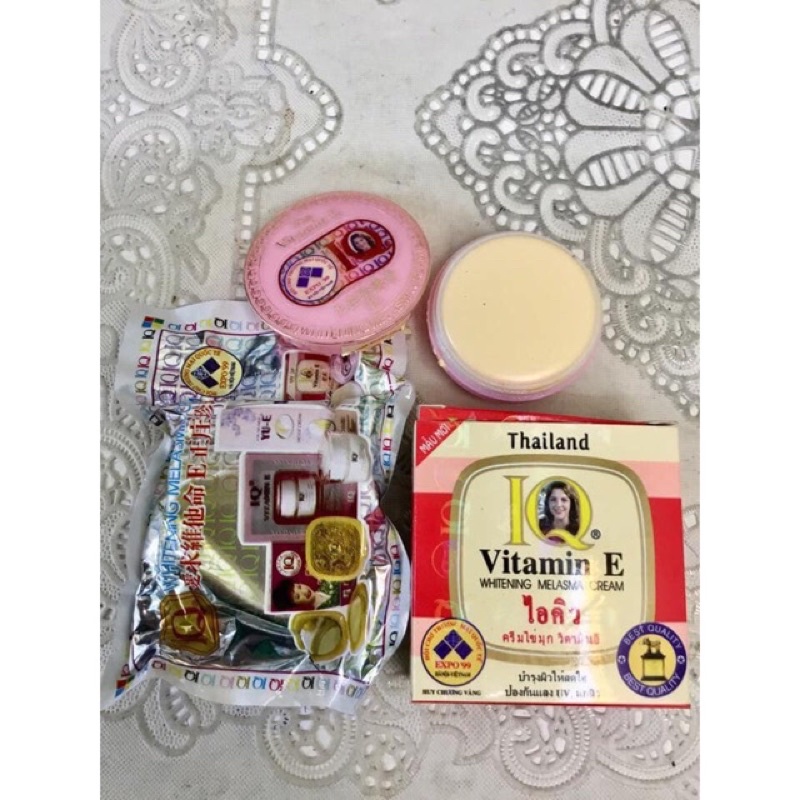 Kem dưỡng da trắng da Vitamin E hồng 8g