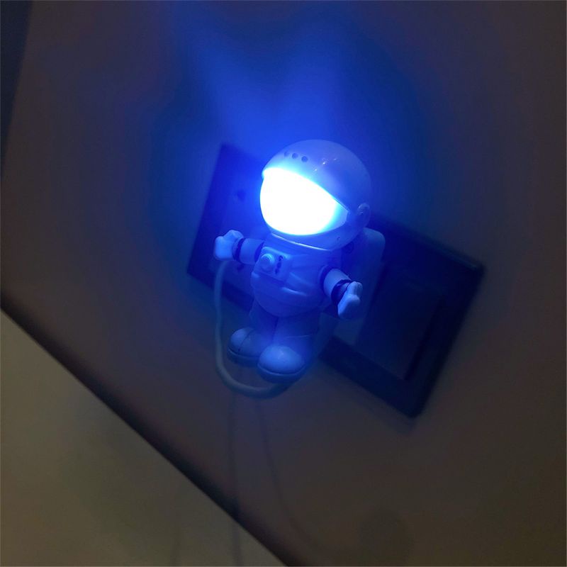 Đèn LED USB linh hoạt hình phi hành gia độc đáo trang trí laptop/PC Notebook