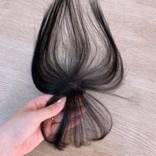 Mái thưa cột bằng tóc thật