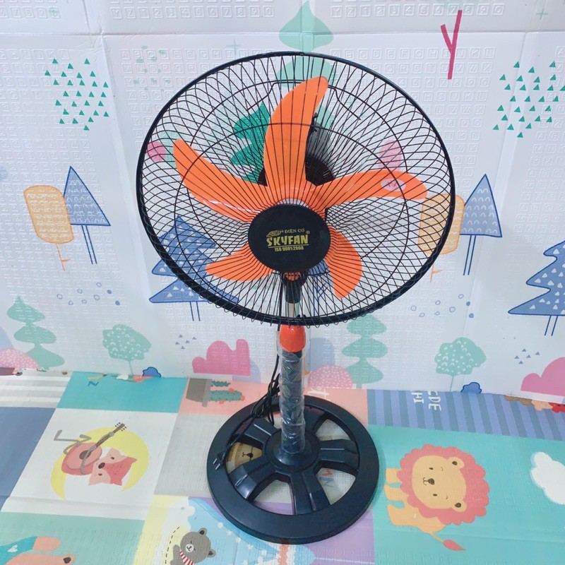 Quạt cây lửng SKYFAN Cực mát. (BH 12 Tháng)