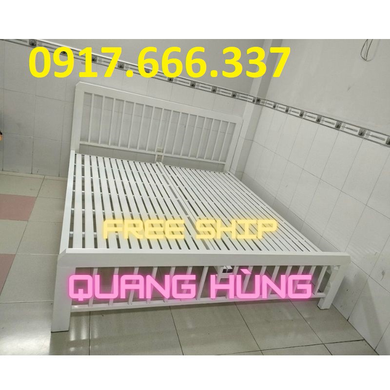 Giường sắt hộp vuông đầu sọc trắng thiết kế đơn giản 1m8x2m giá rẻ