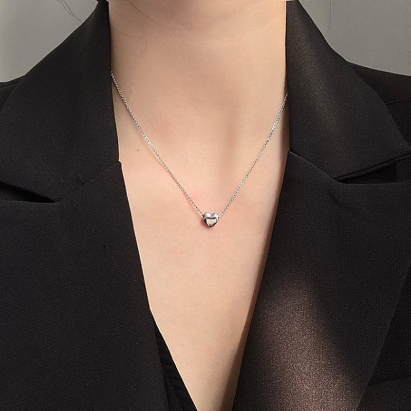Vòng cổ kim loại mặt trái tim nhỏ phong cách Hàn Quốc đơn giản