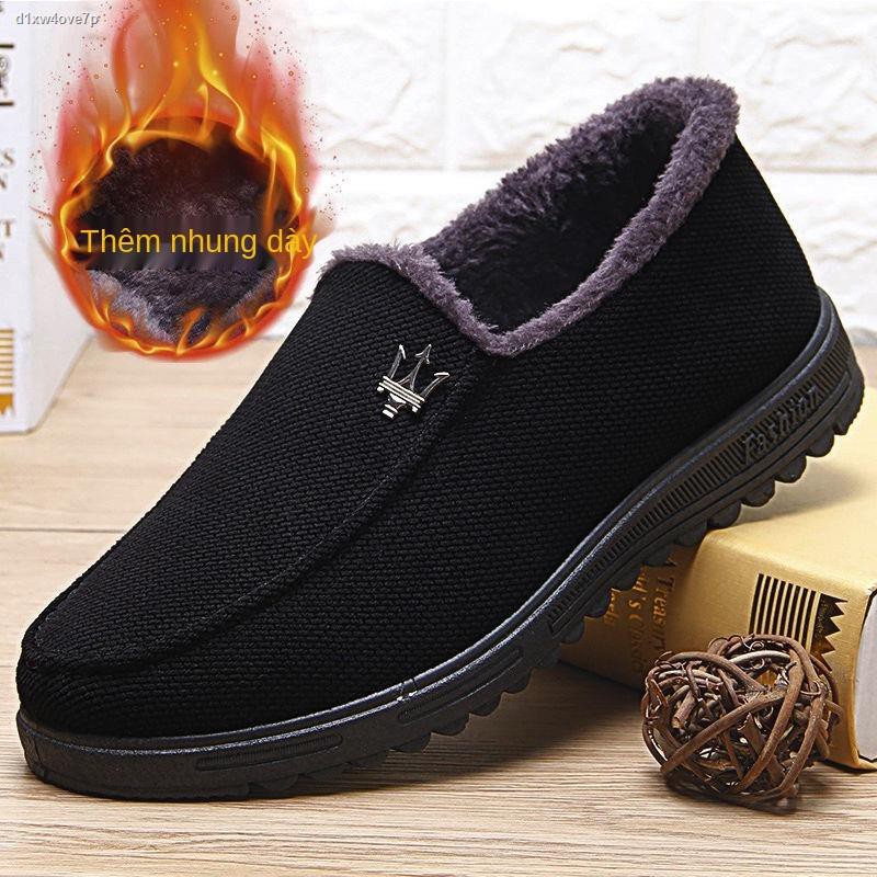 Giày vải Bắc Kinh cổ mùa đông, bông nam, bố trung niên và cao tuổi, nam ấm áp bình thường, ủng dày nhung chống trượt