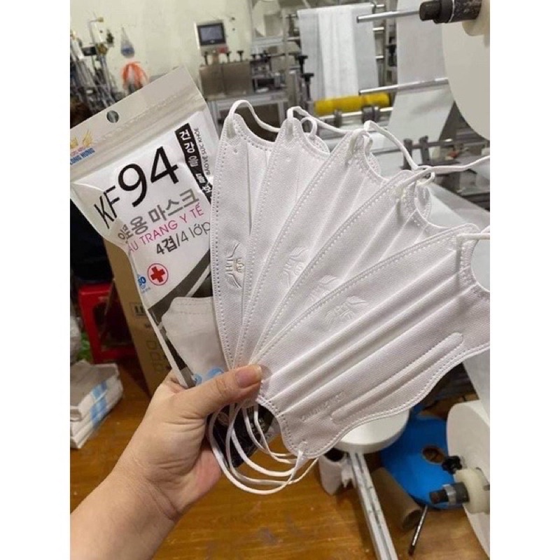 Sỉ 10 túi (gồm 100 cái) khẩu trang Cua mẫu mới nhất