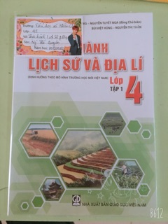 10 tờ Bọc vở ôly Hồng Hà