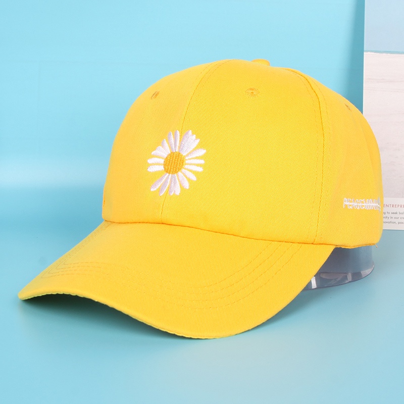 Mũ lưỡi trai thêu hoa cúc Pea chữ hông BIGOMALL - Nón lưỡi trai hót trend chất kaki dày dặn
