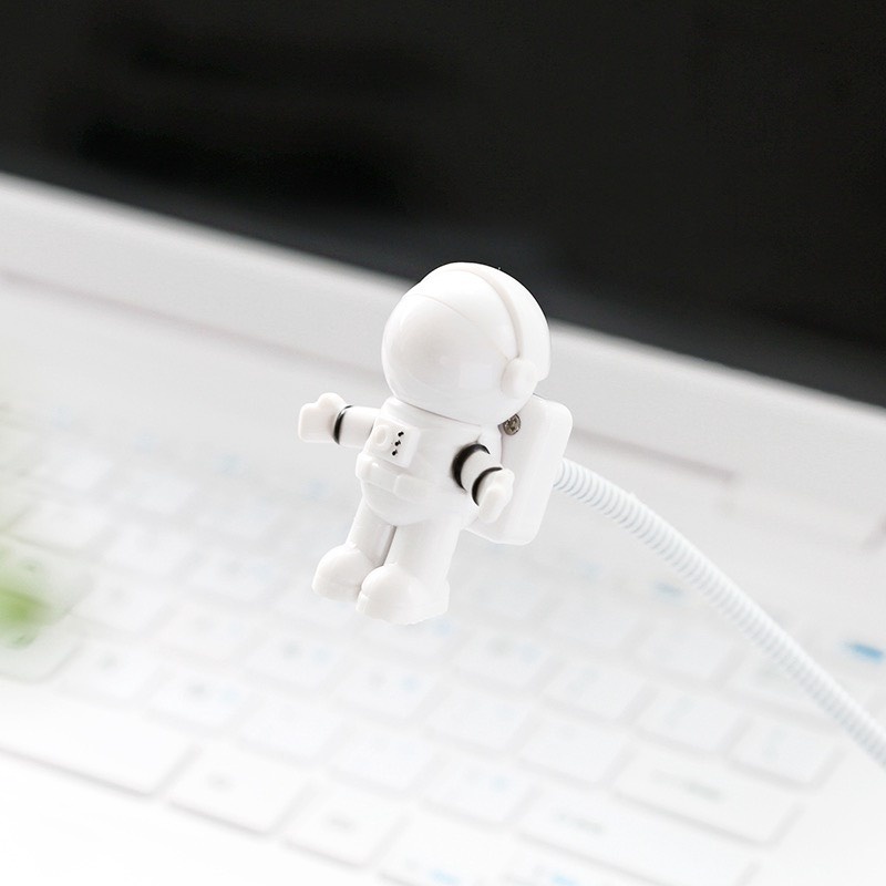 Đèn LED Phi Hành Gia chiếu sáng bàn phím laptop bảo vệ mắt cắm cổng USB