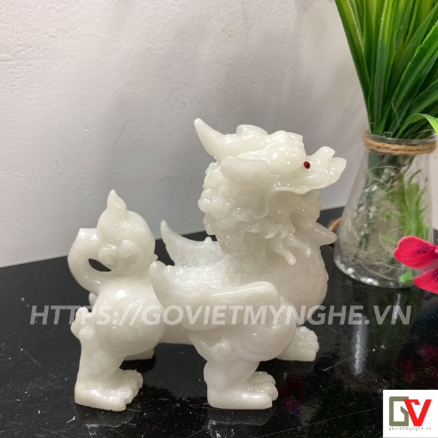 Tượng Đá Tỳ Hưu Phong Thủy Trang Trí Bàn Làm Việc - Cao 11cm - Đá Non Nước | BigBuy360 - bigbuy360.vn