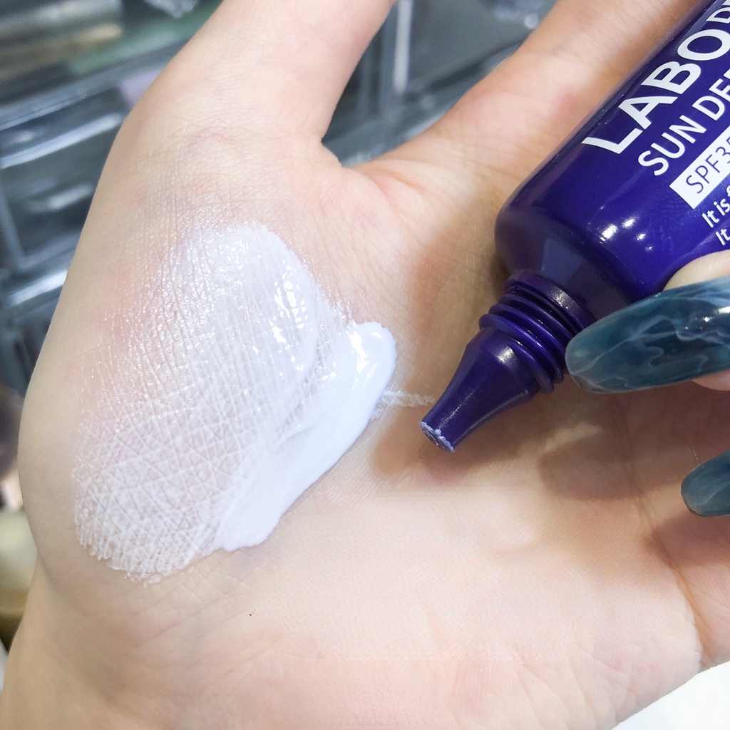 Kem Che Khuyết Điểm Dermafirm Shiso Dưỡng Ẩm Ba Trong Một 40g