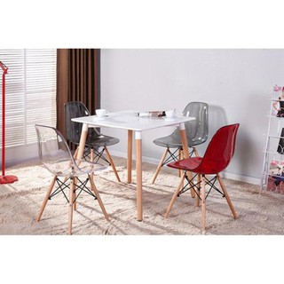 Ghế eames trong suốt