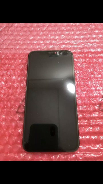 màn hình iphone x và xr 11