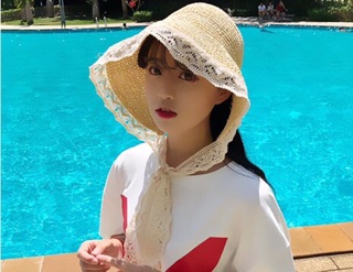 Mũ coi viền ren