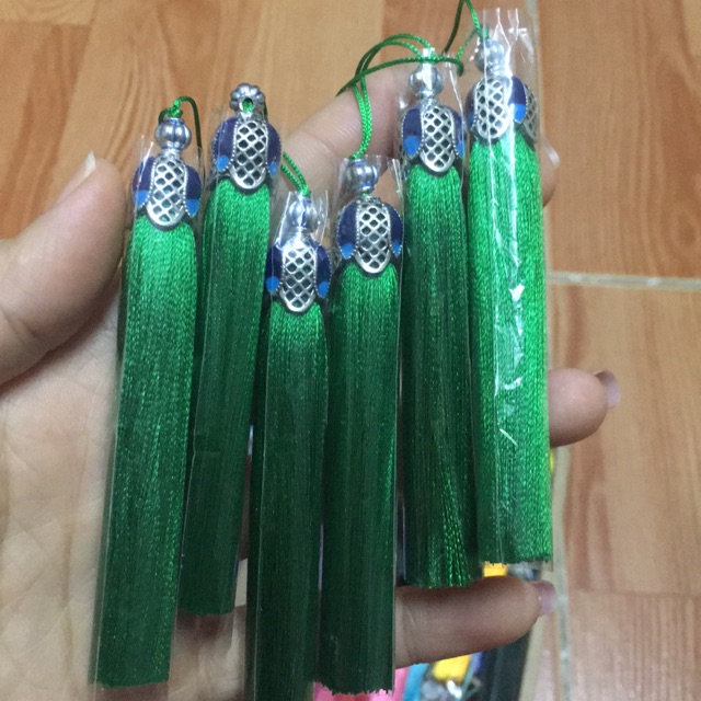 Móc điện thoại xanh nõn chuối