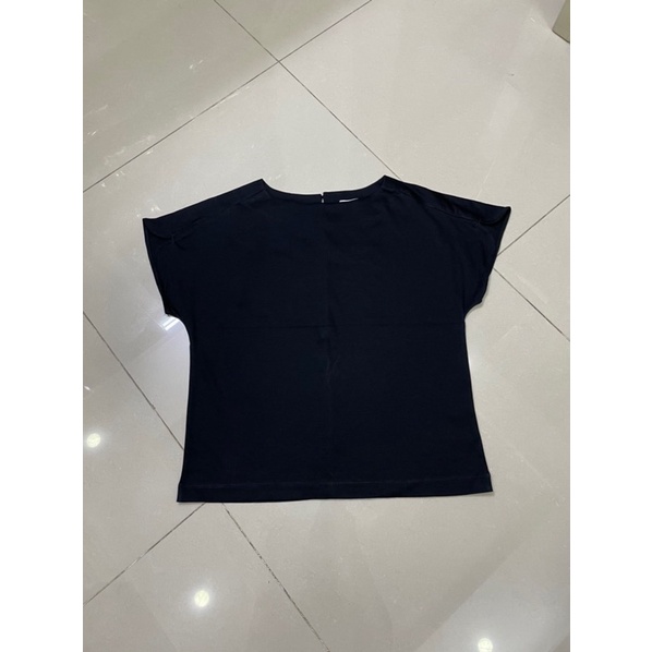 Áo thun cổ thuyền xuất Nhật