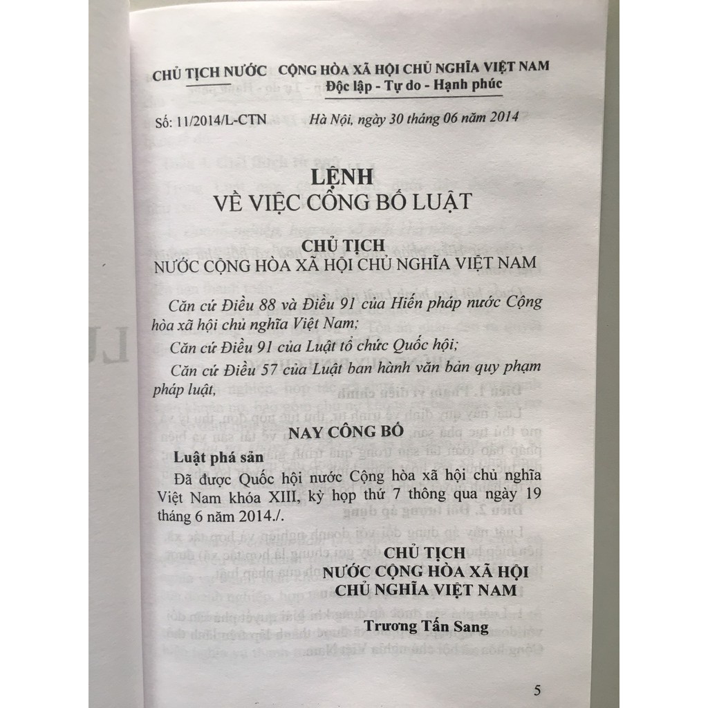 Sách Luật - Luật Phá Sản (Có hiệu lực từ 2015) - Xuất bản năm 2020