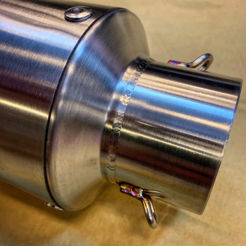 Pô Leovince Bạc Vân Xước Loại 1