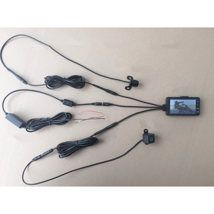 Camera hành trình xe máy màn hình 3 inch, camera trước và sau