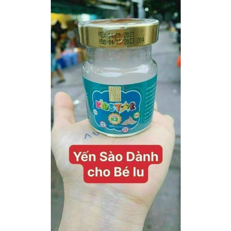 Tổ yến chưng sẵn Kidstar cho bé với thành phần yến cao tới 20% . Mùa dịch cứ bổ sung yến tăng sức đề kháng cho bé