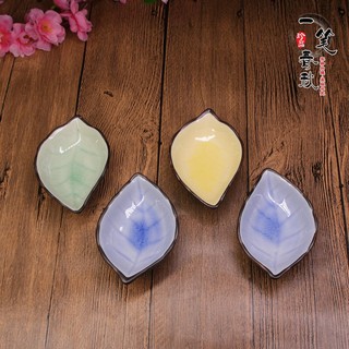 Chén sứ/gác cọ sứ đựng nước rửa cọ, pha màu,....