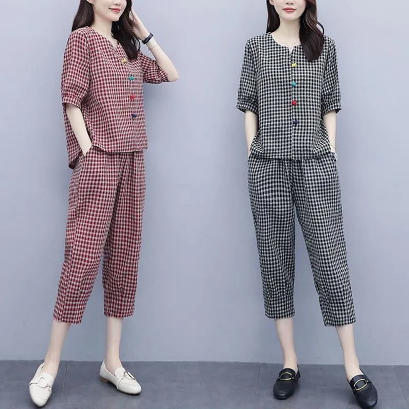 Set áo sơ mi tay ngắn và quần dài ống rộng họa tiết ca rô thời trang dành cho nữ