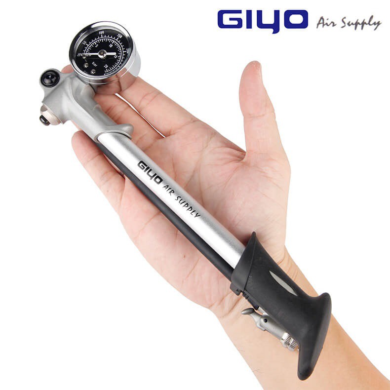Bơm xe đạp giảm sóc GYIO GS-02 chất liệu hợp kim nhôm.