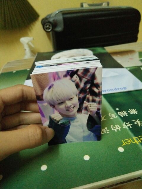 Sổ đựng lomo (120) + 120 lomo (NCT, BTS, GOT7, EXO, SEVENTEEN, WANNA ONE, TFBOYS, BLACKPINK, TWICE, RED VELVET, ...)