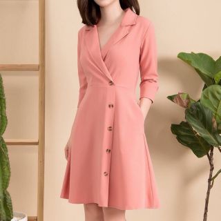 Đầm Xecop cổ vest kèm belt