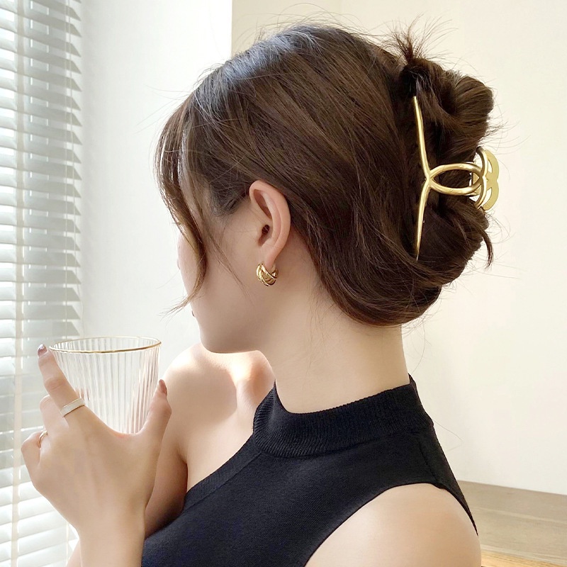 Kẹp Tóc Hình Cá Mập Bằng Kim Loại Màu Vàng Phong Cách Hàn Quốc Cho Nữ