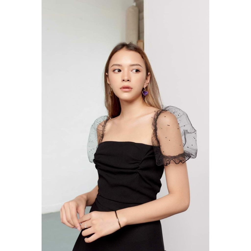 Blink Black Dress - Đầm cổ vuông tay phồng kim tuyến màu đen