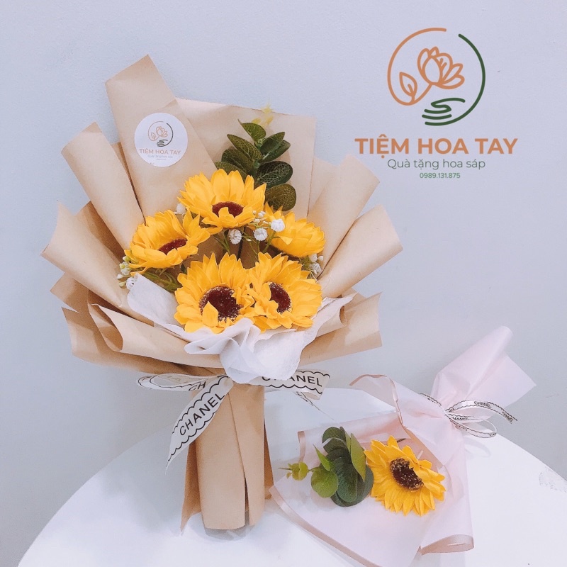 Set quà tặng tốt nghiệp 5 bông sáp hướng dương phối giấy kraft