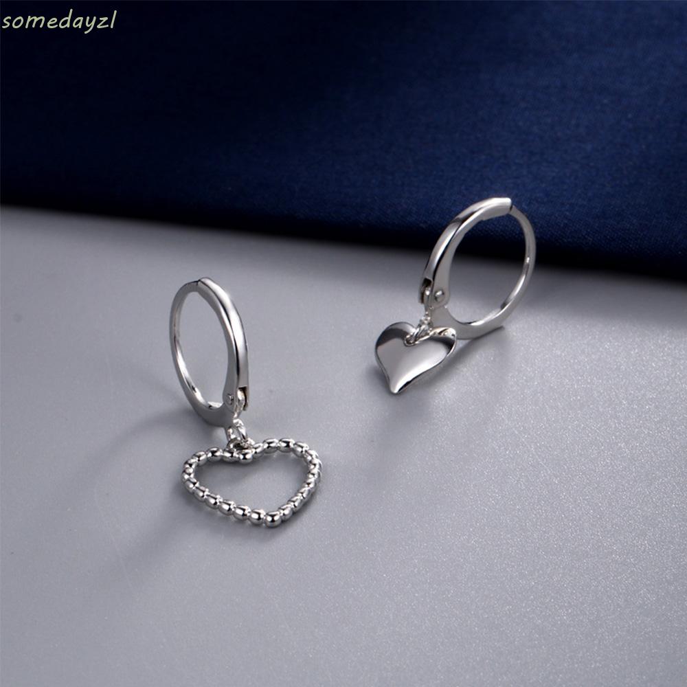 Khuyên tai nữ thiết kế hình trái tim đơn giản thời trang