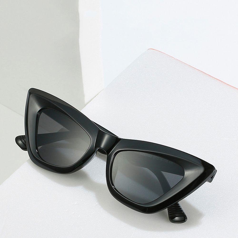VANES1 Kính Mát Mắt Mèo Tròng Tam Giác Màu Sắc Retro Chống Tia UV400 Cho Nữ