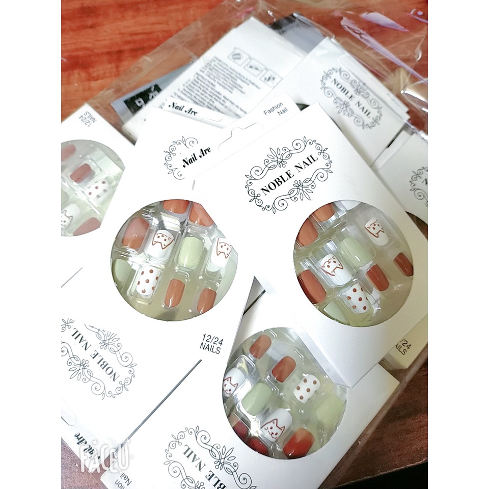 Bộ 12 móng tay giả ❤️siêu rẻ❤️ hình con bò sữa,có sẵn keo.cho người lớn trẻ em