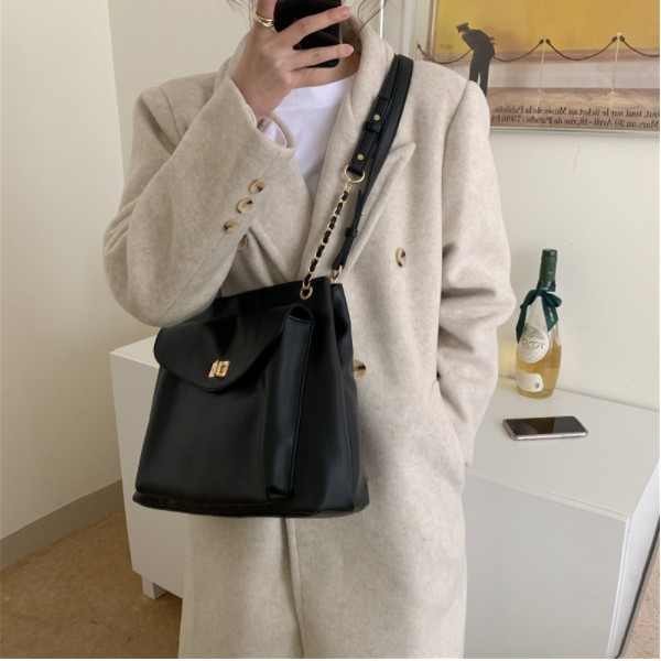 [HÀNG ĐANG VỀ] Túi da trơn mềm túi hộp trước khóa kéo P022 | BigBuy360 - bigbuy360.vn