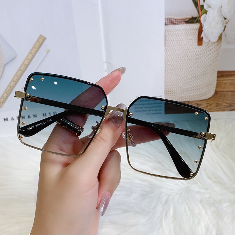 Kính Mát Thời Trang Cổ Điển Chống Tia UV400 Dành Cho Nữ