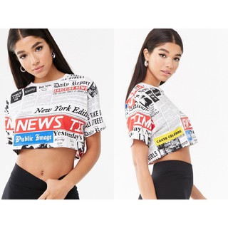 Áo croptop họa tiết Newspaper print F21