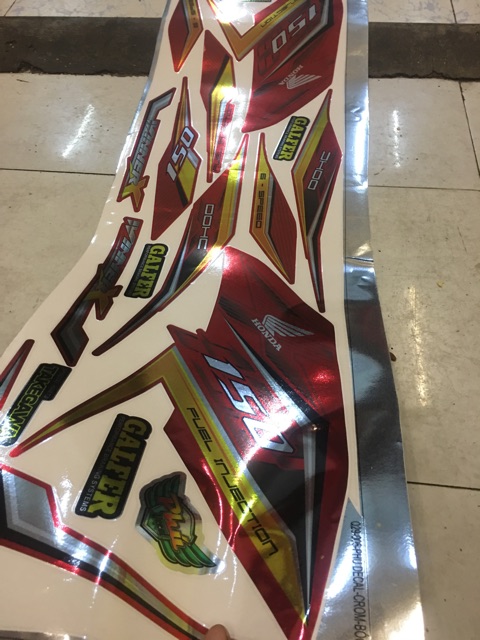 Tem rời Winner X đỏ đen -1