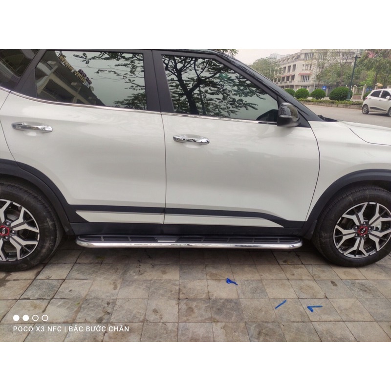 Bậc lên xuống, bệ bước chân ô tô cho KIA Seltos MỚI NHẤT