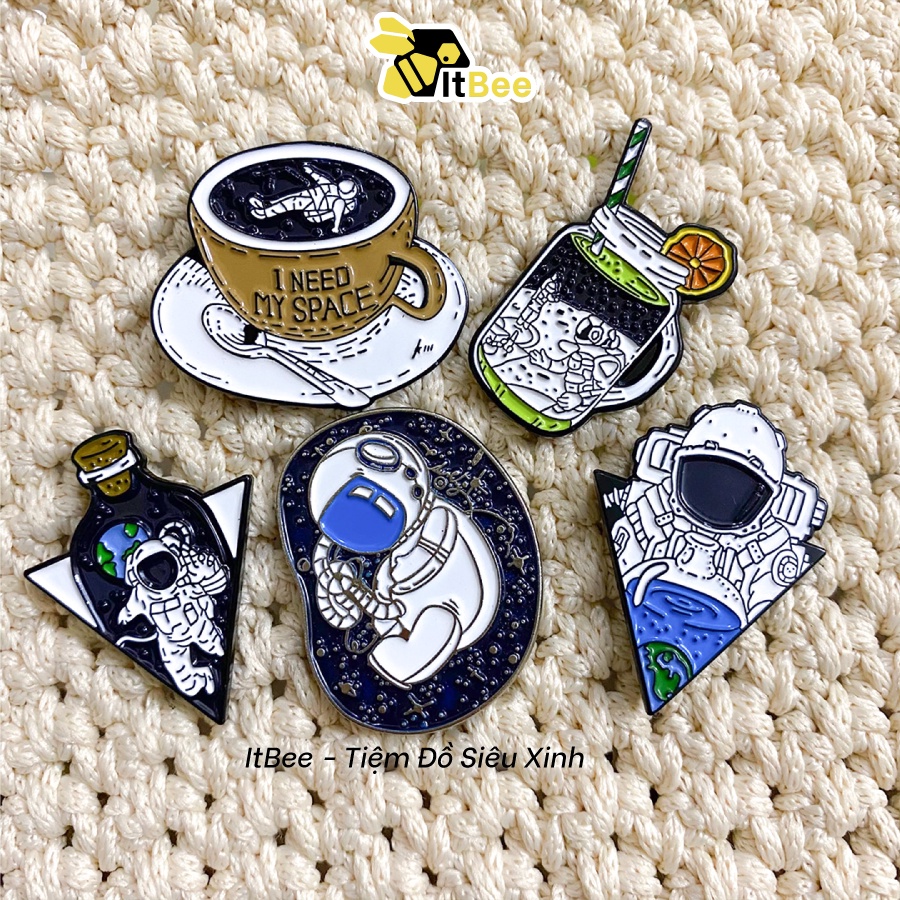 (SP001-005) Pin cài áo vest, ghim cài balo, huy hiệu phong cách vũ trụ