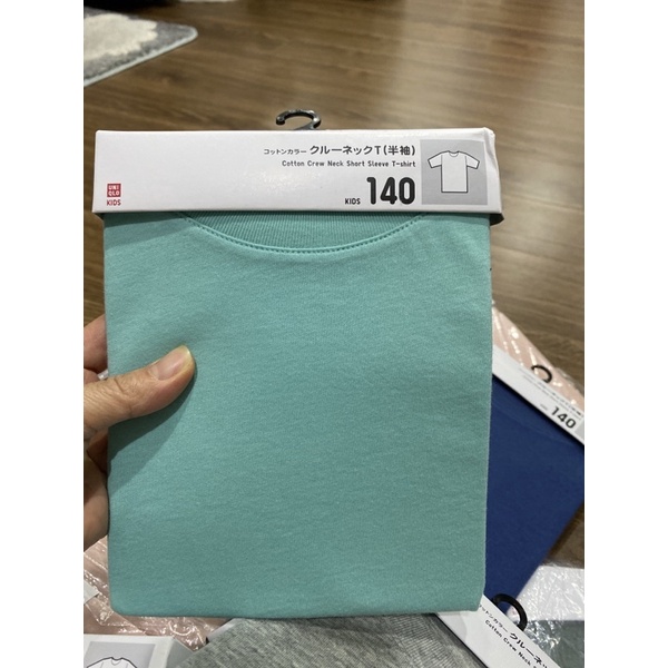 Áo phông Uniqlo