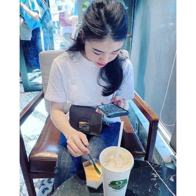 Áo phông trơn Uni basic cổ tròn