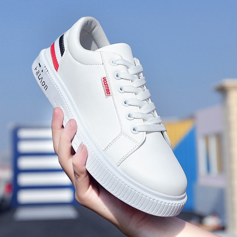 Giày Thể Thao Nam Màu Sắc Trẻ Trung Năng Động